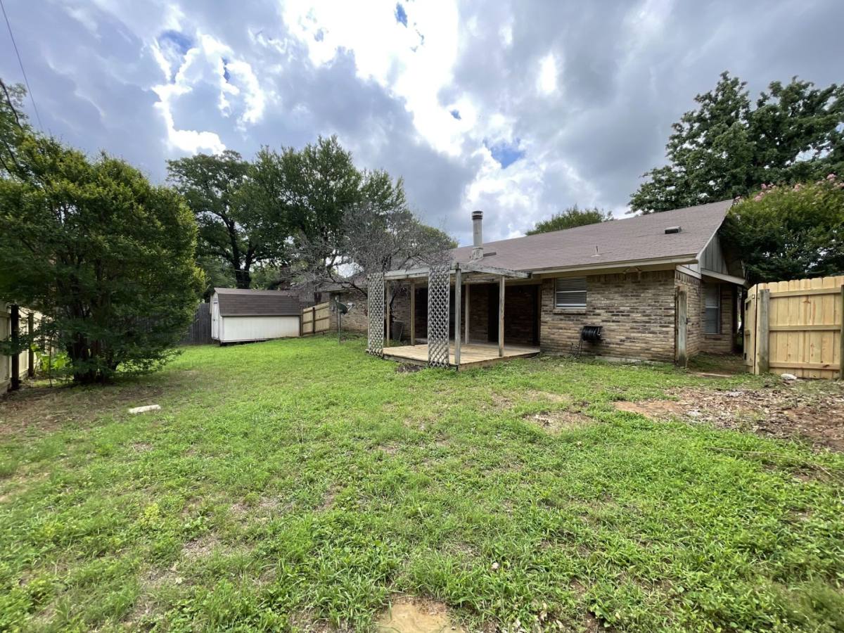 House for rent at 4607 Andalusia Trail, Arlington, TX 76017