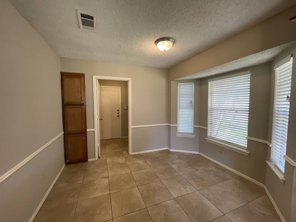 House for rent at 4607 Andalusia Trail, Arlington, TX 76017