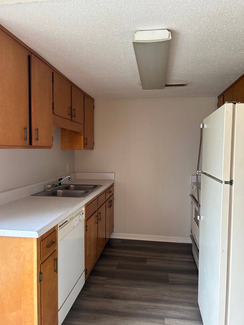Apartment for rent at 400 Alice Dr, Chattanooga, TN 37411