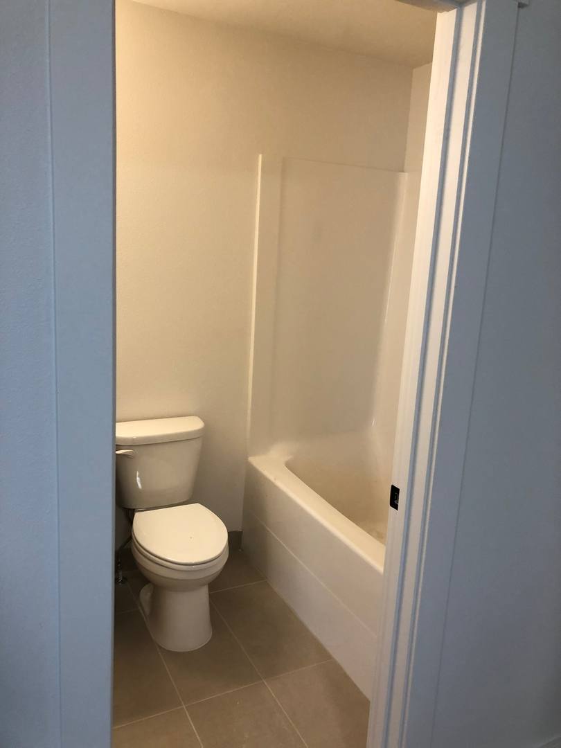 Apartment for rent at 111 W Helena Ave, Ellensburg, WA 98926