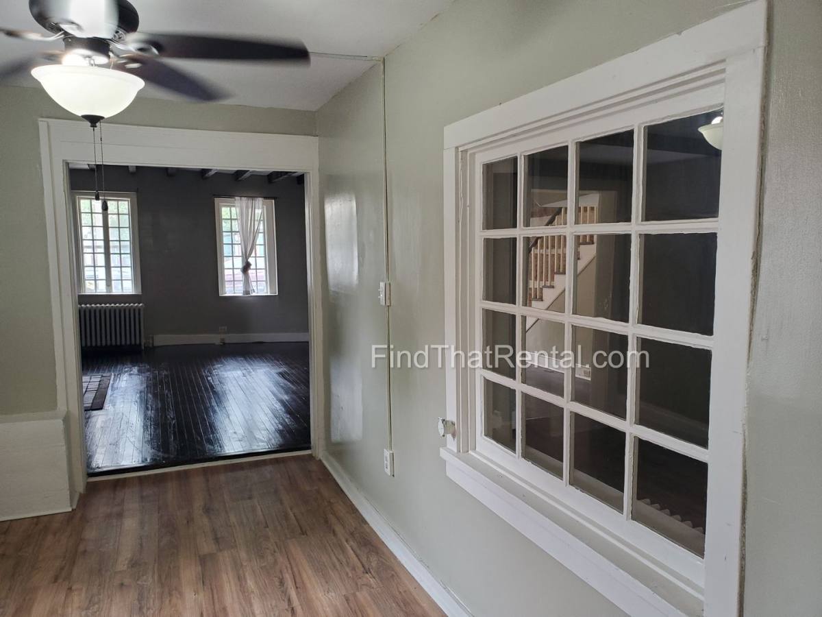 Townhouse for rent at 117 W Pomfret St, Carlisle, PA 17013