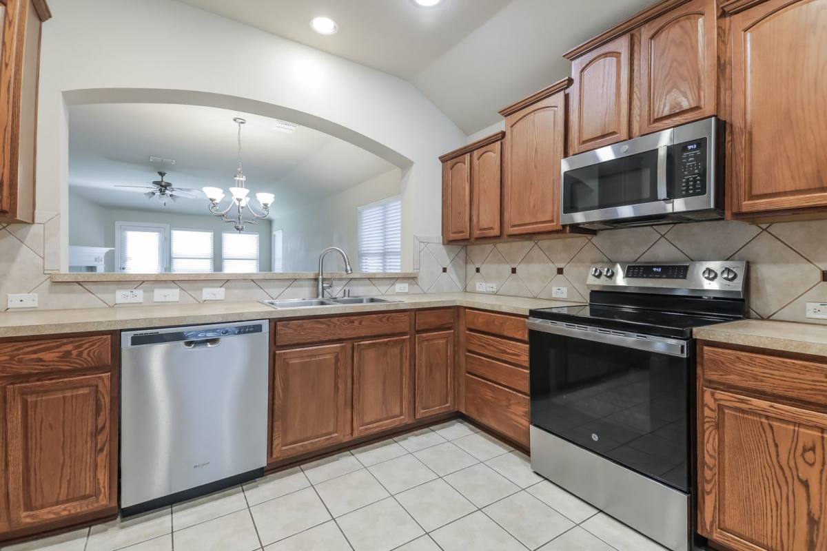 House for rent at 1524 Toucan Dr, Little Elm, TX 75068