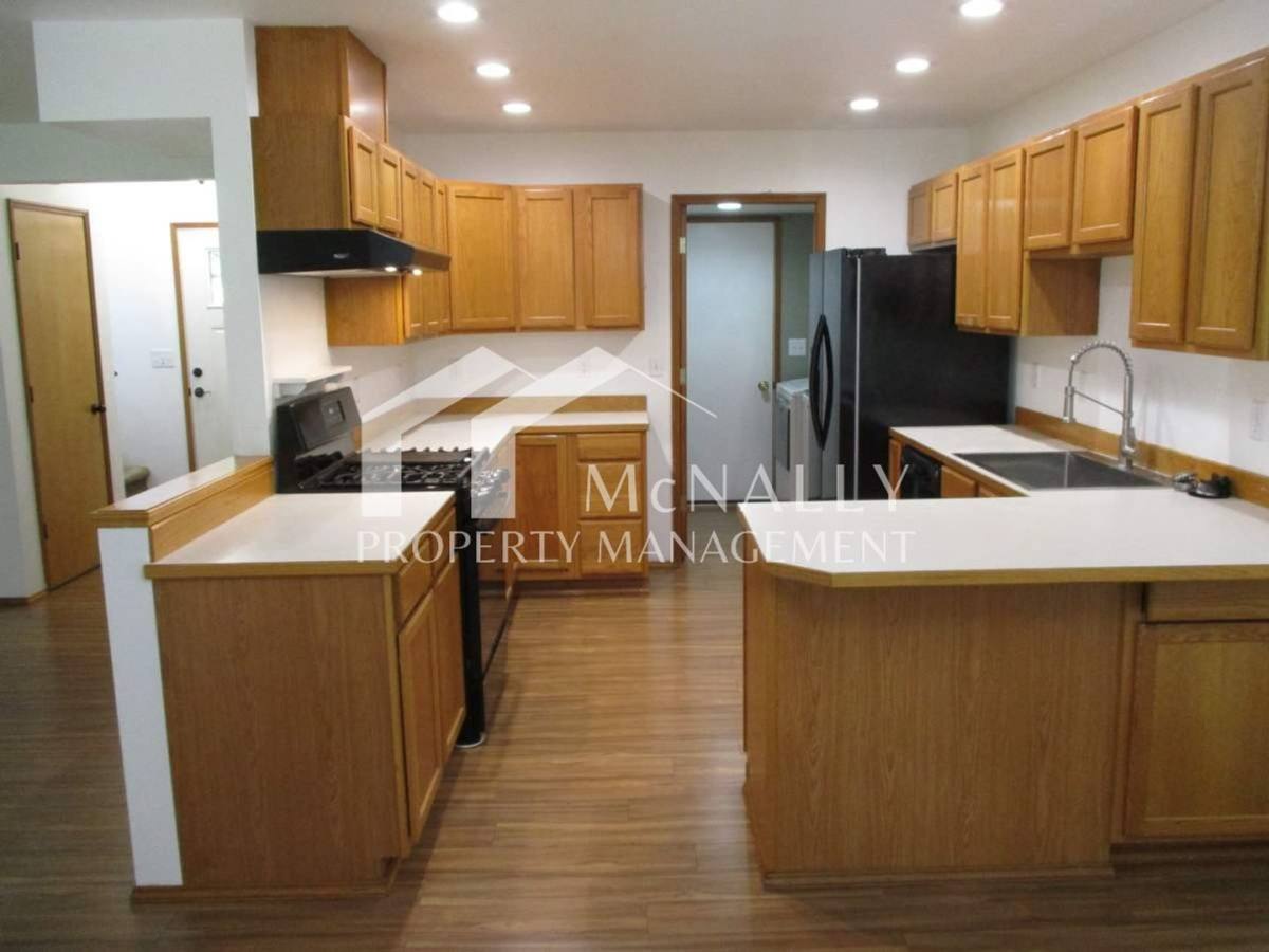 House for rent at 15017 42nd Ave NW, Gig Harbor, WA 98332