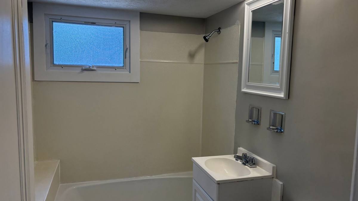 Apartment for rent at 2507 Brookview Blvd, Cleveland, OH 44134