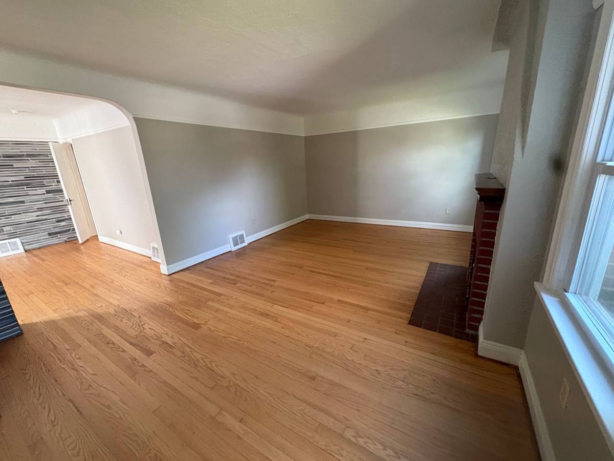 Apartment for rent at 2507 Brookview Blvd, Cleveland, OH 44134