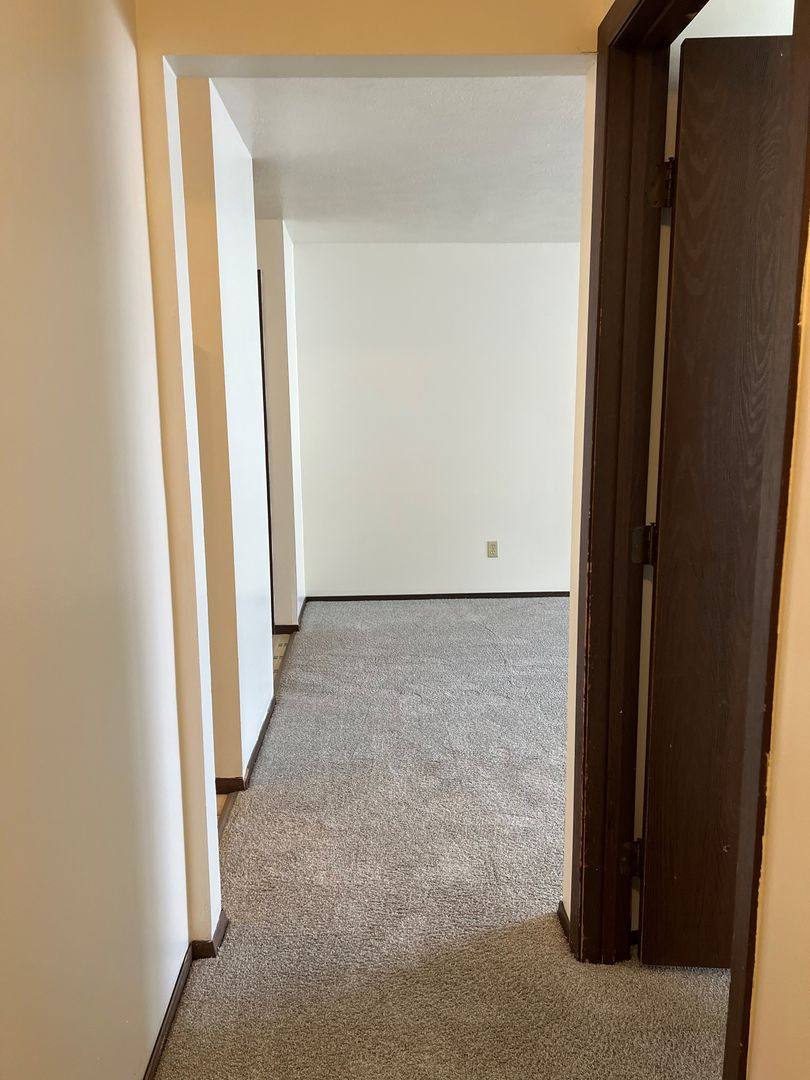 Apartment for rent at 220 Napoleon Rd, Bowling Green, OH 43402