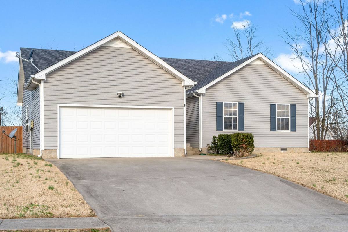 House for rent at 1390 Whitt Lane, Clarksville, TN 37042