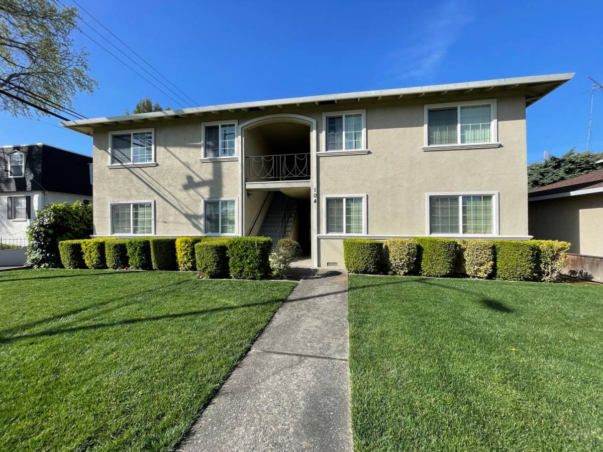 Apartment for rent at 104 Washington St, Santa Clara, CA 95050