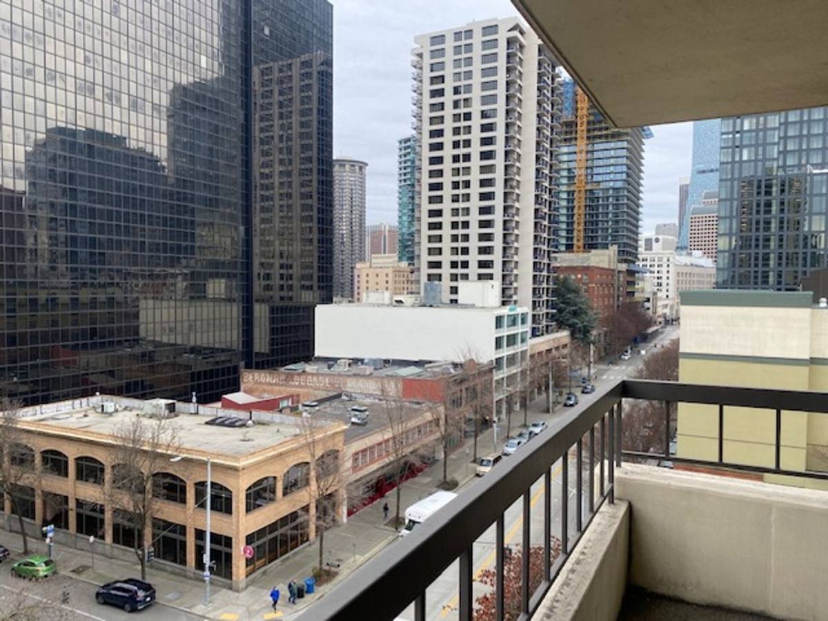 Condo for rent at 2201 3rd Ave, Seattle, WA 98121