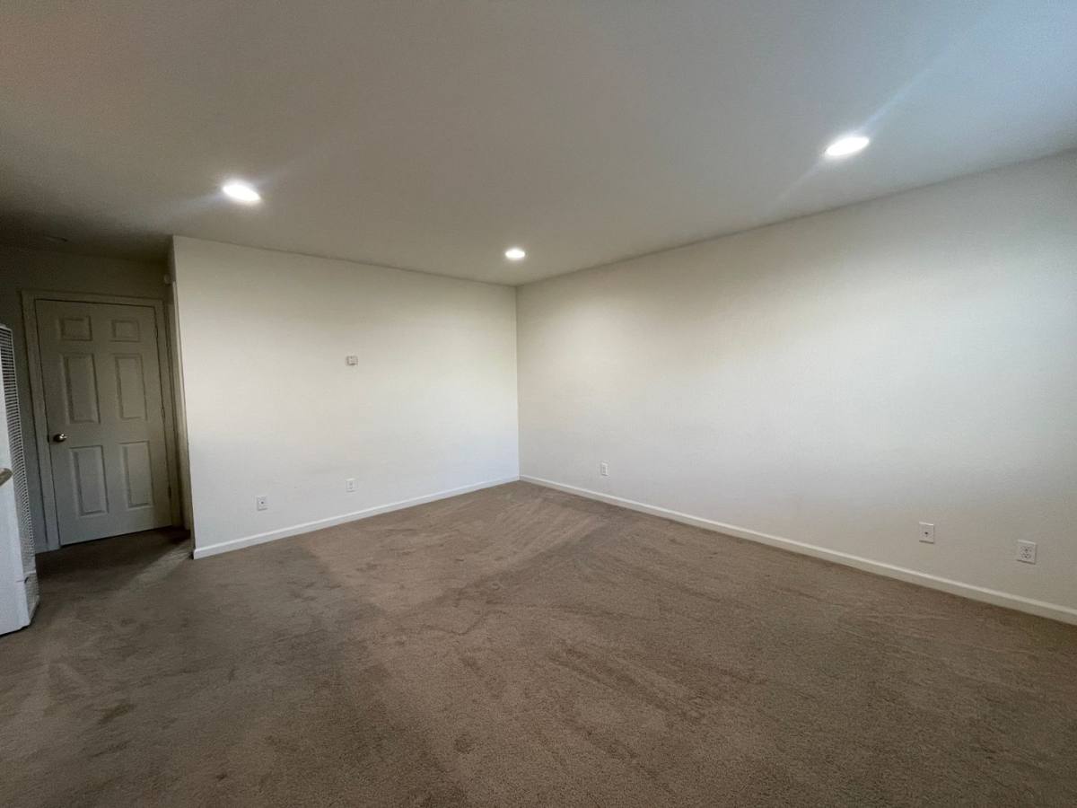 Apartment for rent at 535 Saratoga Ave, Santa Clara, CA 95050