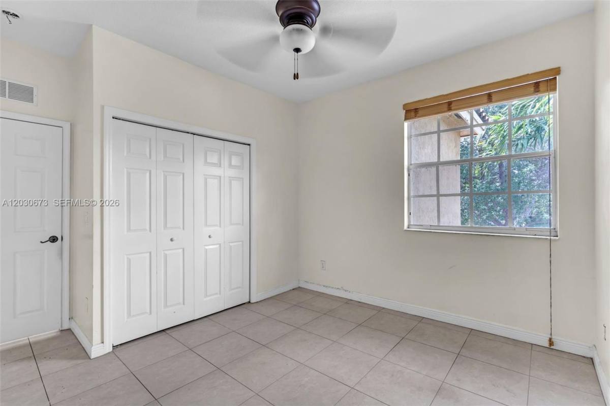 House for rent at 5149 SW 137th Ave, Hollywood, FL 33027