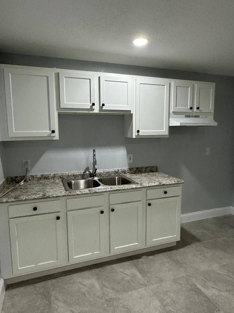 House for rent at 2511 Market St, Jacksonville, FL 32206