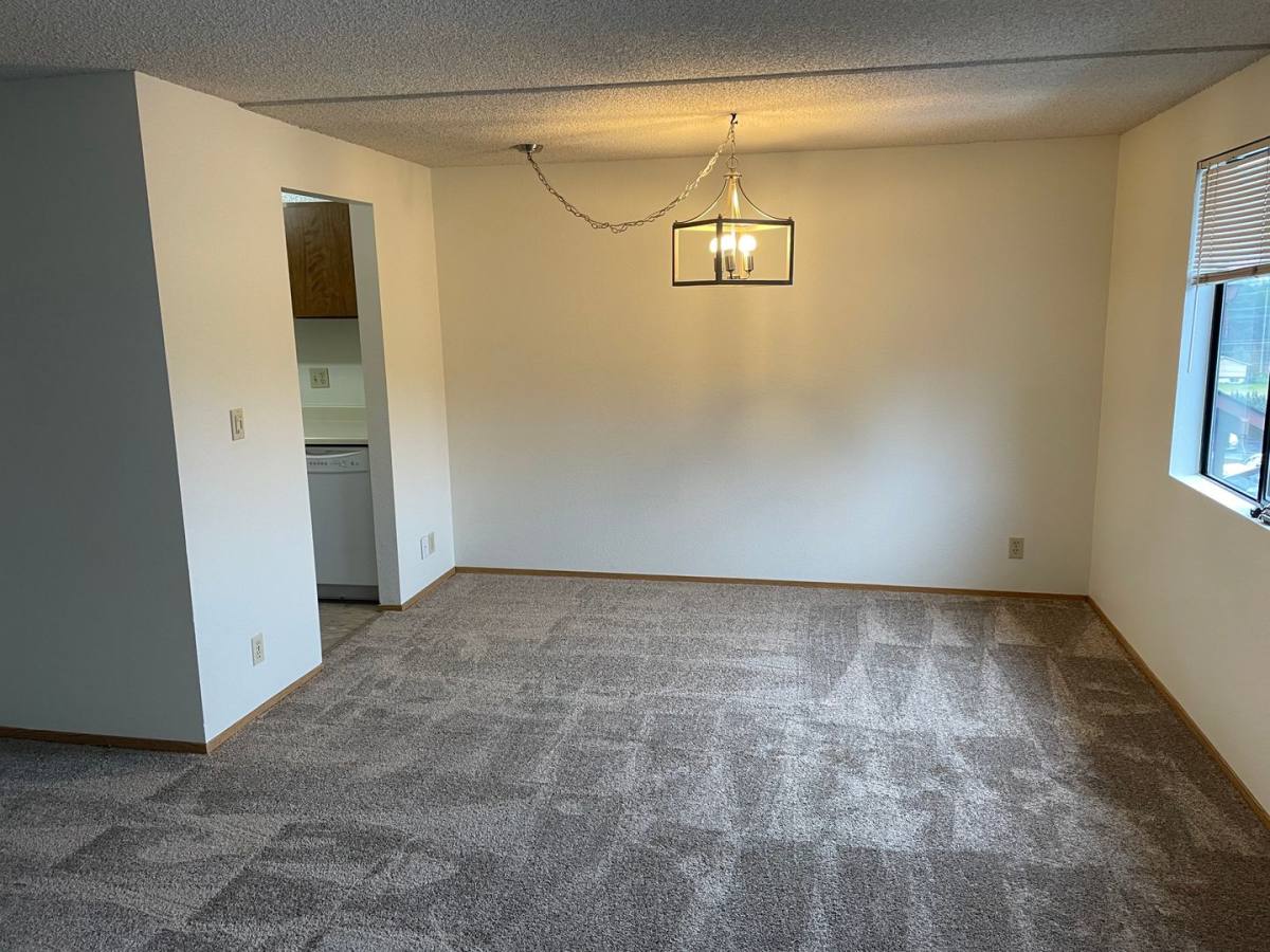 Condo for rent at 690 NW Atalanta Way, Oak Harbor, WA 98277