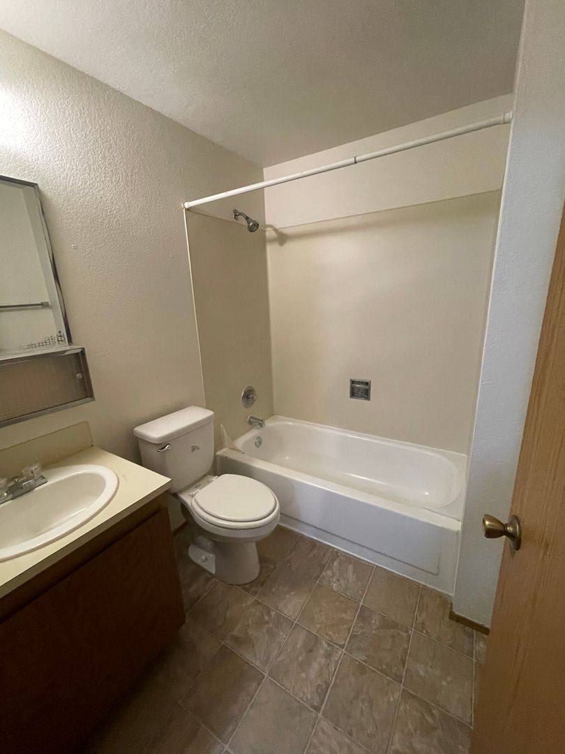 Condo for rent at 690 NW Atalanta Way, Oak Harbor, WA 98277