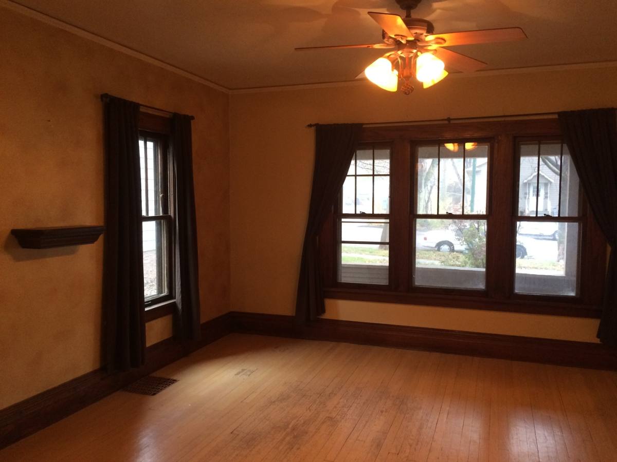 Apartment for rent at 918 S 1st, Sioux Falls, SD 57104