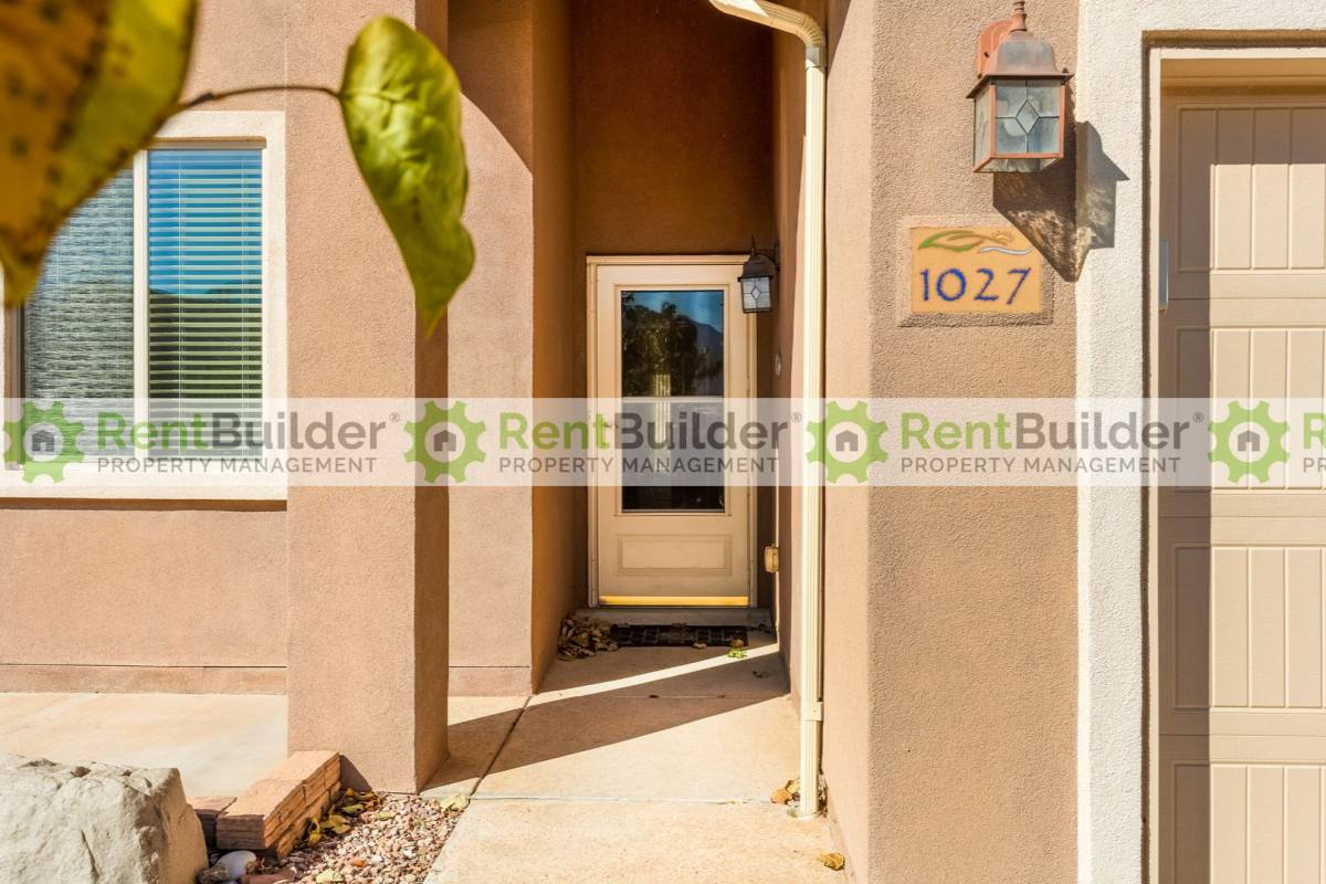House for rent at 1027 Desert Willow Court, Bernalillo, NM 87004