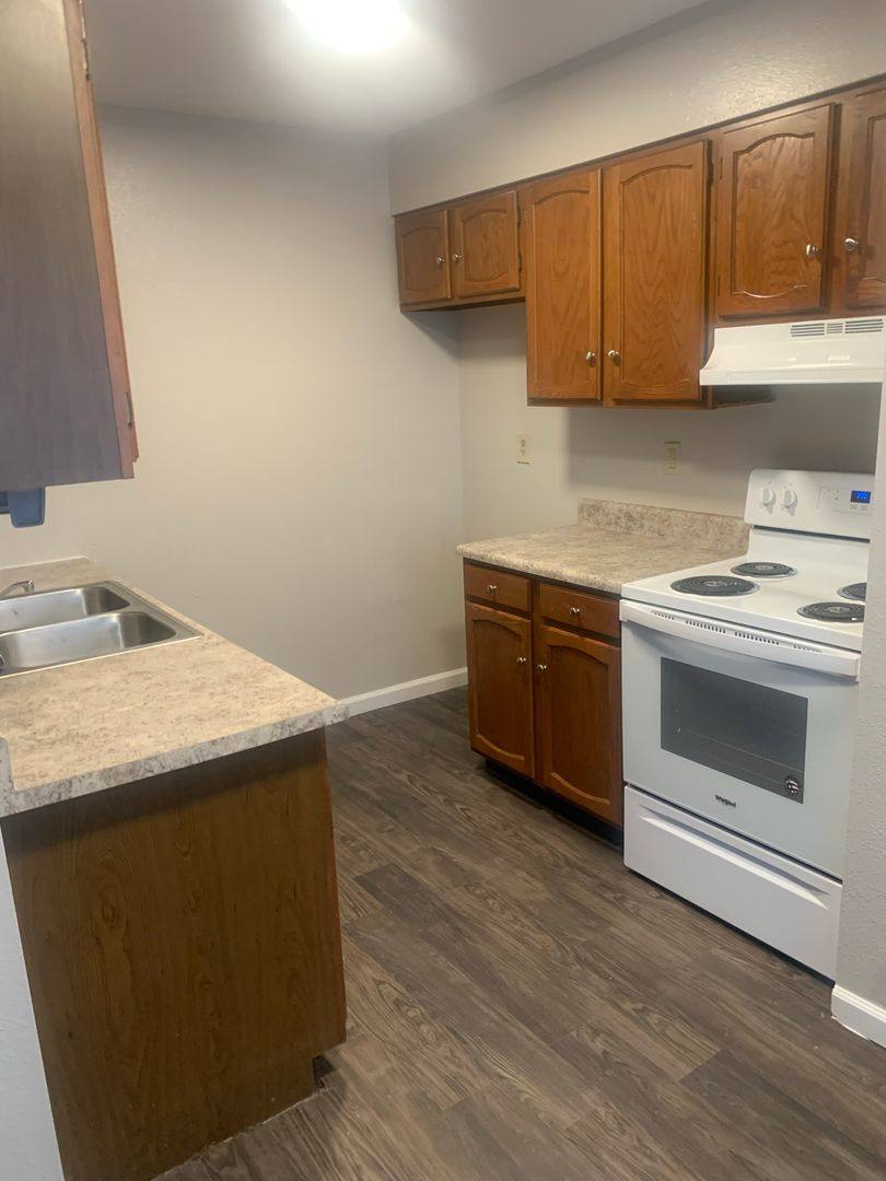 Apartment for rent at 305 Pine St, Edwardsville, IL 62025