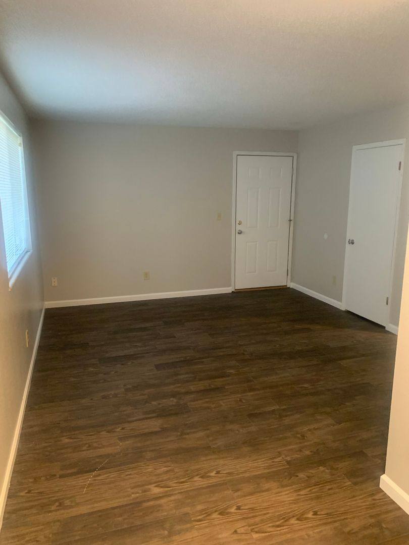 Apartment for rent at 305 Pine St, Edwardsville, IL 62025