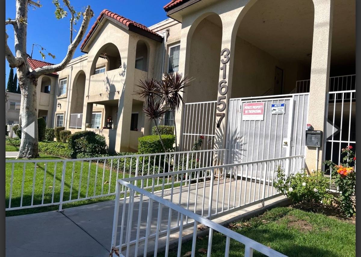 Apartment for rent at 31657 Ridge Route Rd, Castaic, CA 91384