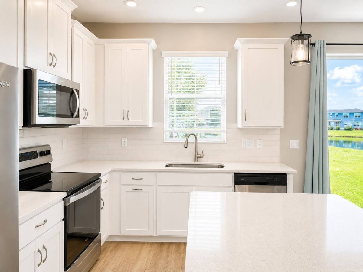 Townhouse for rent at 1043 Spring Palm Loop, Orlando, FL 32828