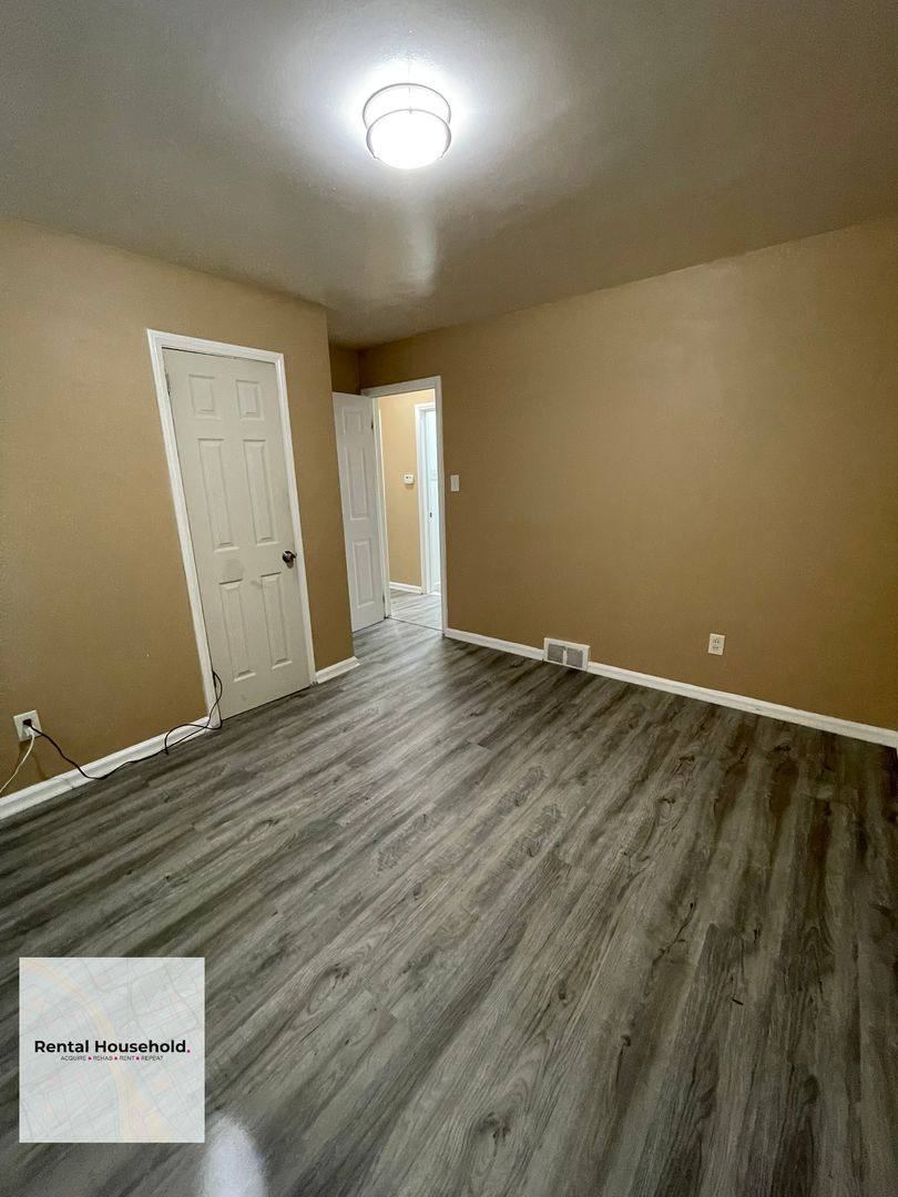 House for rent at 15663 Carlisle St, Detroit, MI 48205