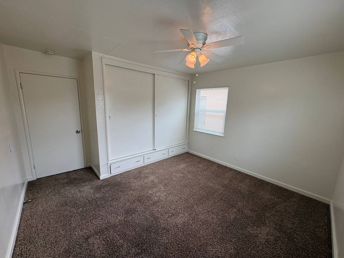 House for rent at 315 W Kaweah Ave, Visalia, CA 93277