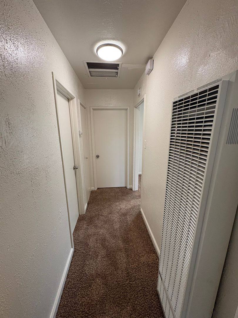 House for rent at 315 W Kaweah Ave, Visalia, CA 93277