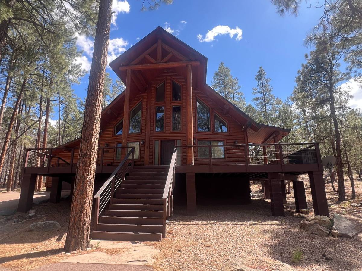 House for rent at 1173 W Dr, Lakeside, AZ 85929