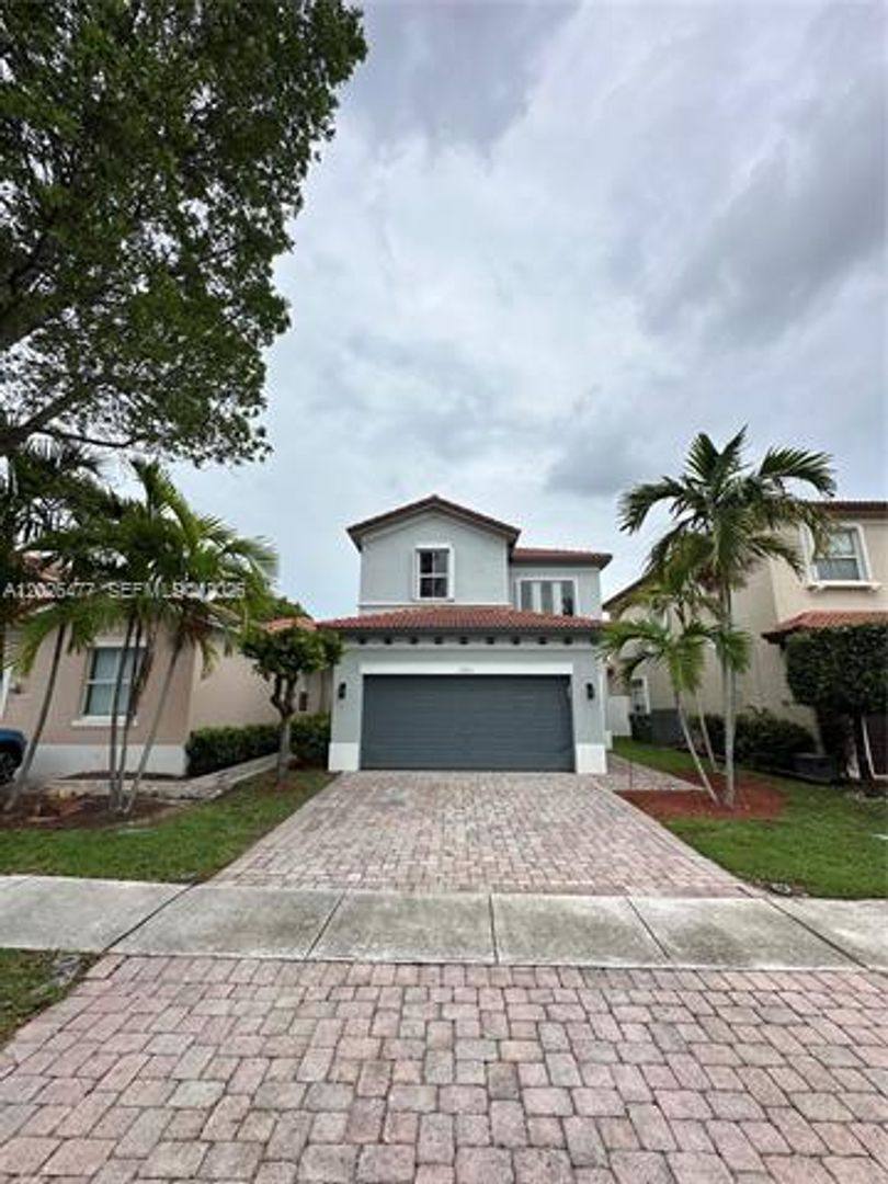 House for rent at 3761 NE 10th St, Homestead, FL 33033