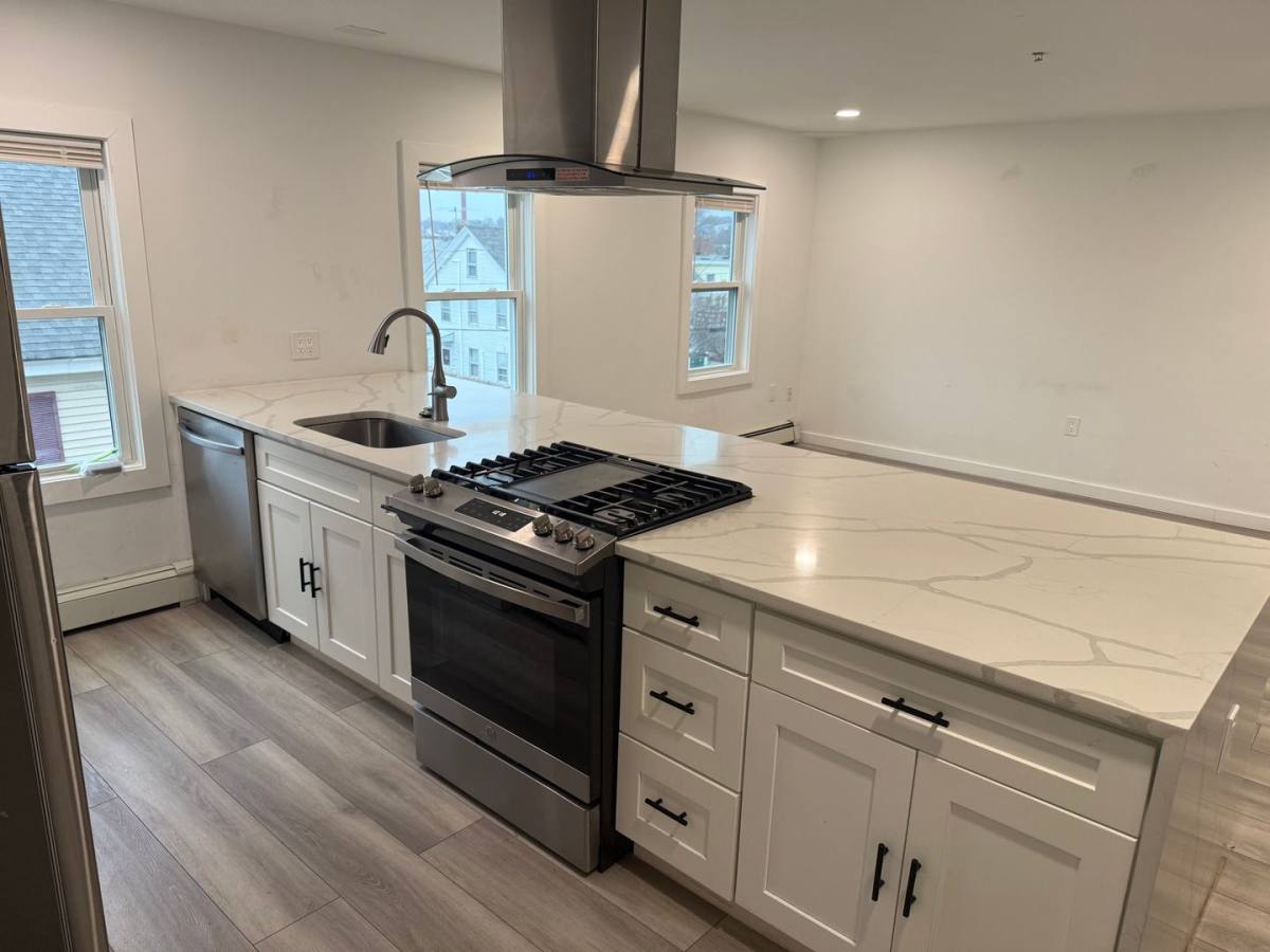 Apartment for rent at 61 Chapel St, Lowell, MA 01852