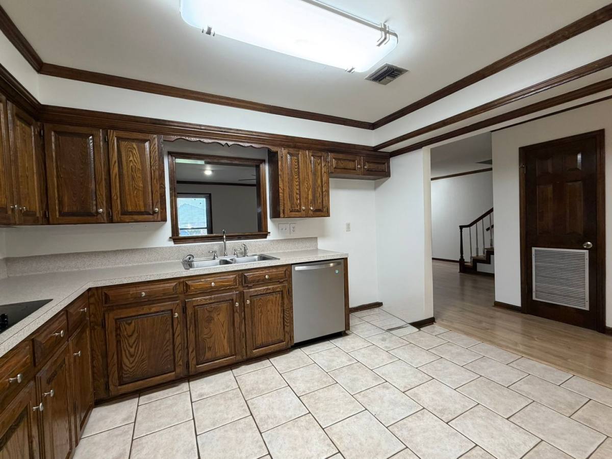 Townhouse for rent at 204 Dublin Circle, Lafayette, LA 70506