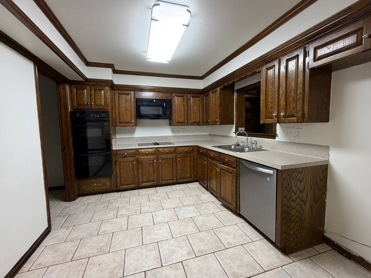 Townhouse for rent at 204 Dublin Circle, Lafayette, LA 70506