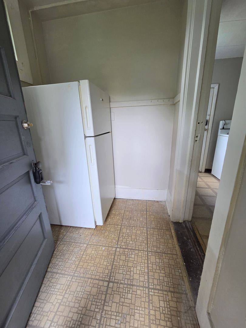 Apartment for rent at 519-521 E 6th St, Erie, PA 16507