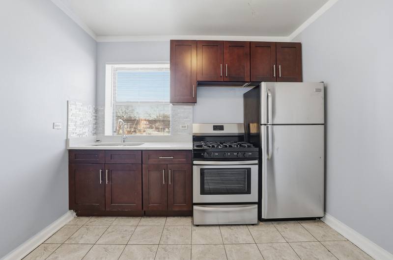 Apartment for rent at 7501 S Stewart Ave, Chicago, IL 60620