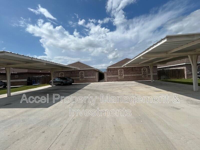 Apartment for rent at 1012 W La Pointe, Mission, TX 78573