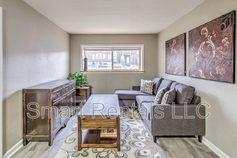 Apartment for rent at 3850 Park Ave, Saint Louis, MO 63110
