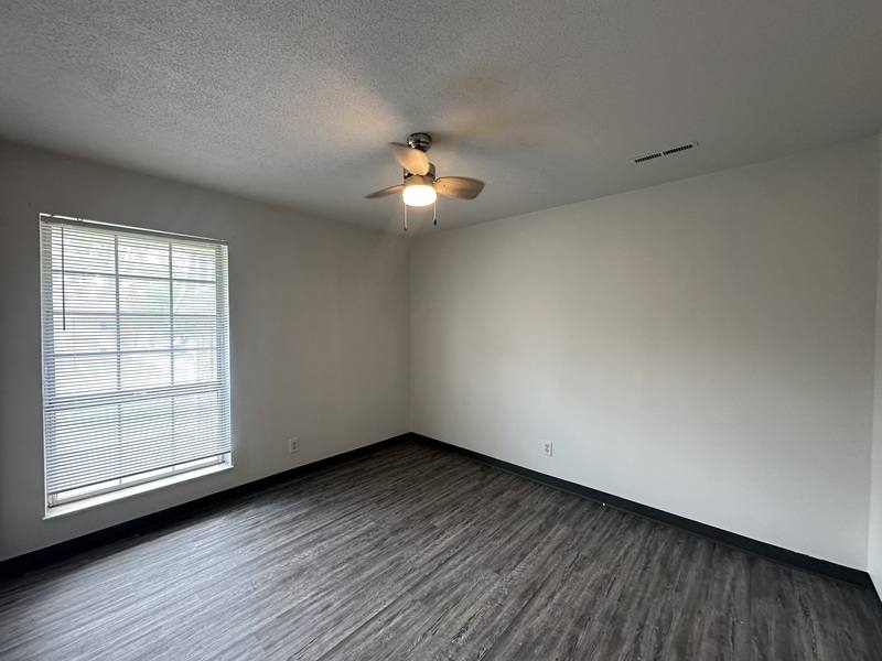 Apartment for rent at 1460 Meadowview Dr #4, Marion, IA 52302