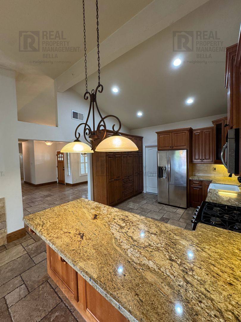 House for rent at 16517 Mountain St, Lake Elsinore, CA 92530