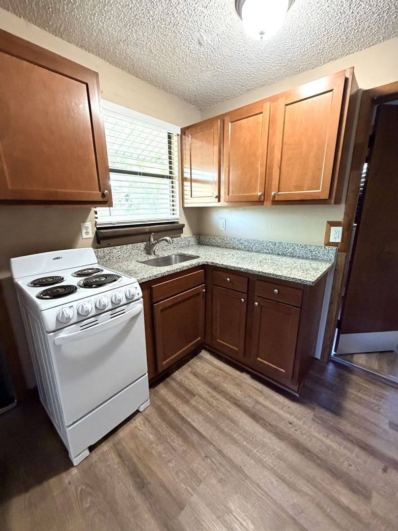 Apartment for rent at 2611 Green St, Jacksonville, FL 32204
