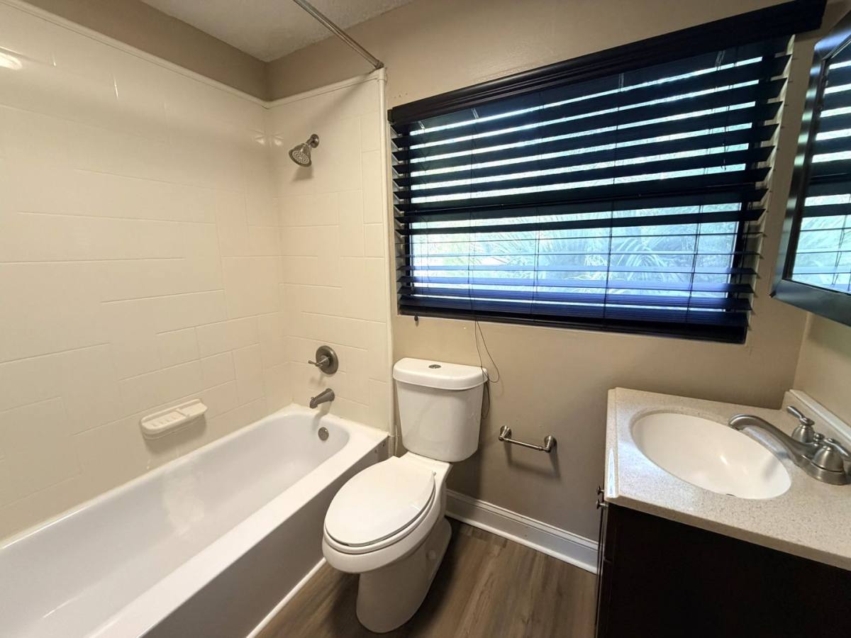 Apartment for rent at 2611 Green St, Jacksonville, FL 32204