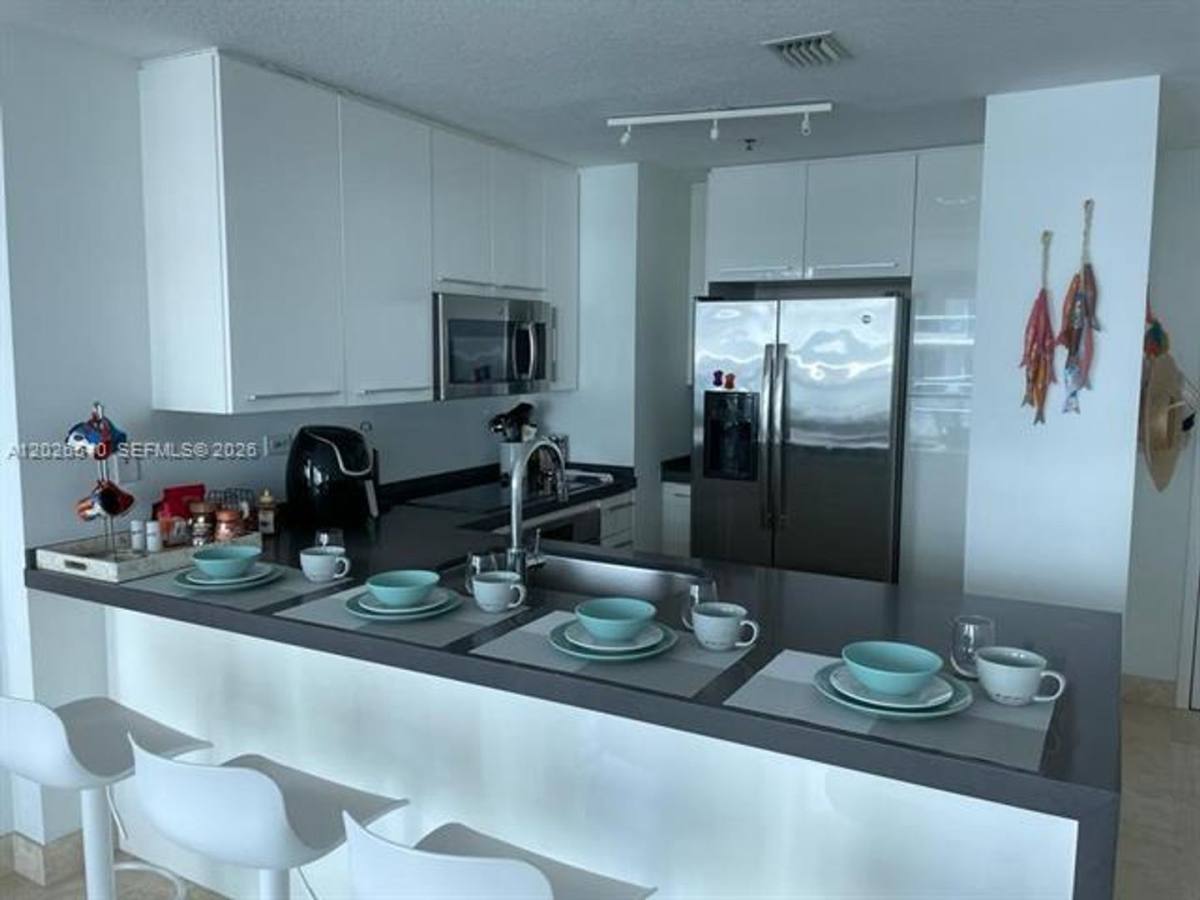 Condo for rent at 6515 Collins Ave, Miami Beach, FL 33141