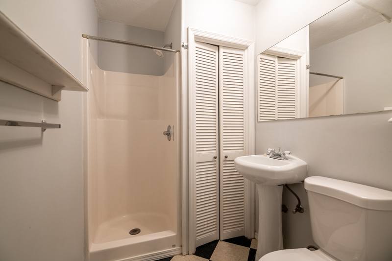 Apartment for rent at 706 Chickamauga Ave #14, Knoxville, TN 37917