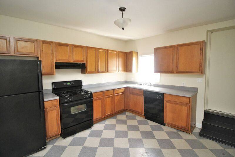 Apartment for rent at 2501 Maryland Ave #6, Baltimore, MD 21218