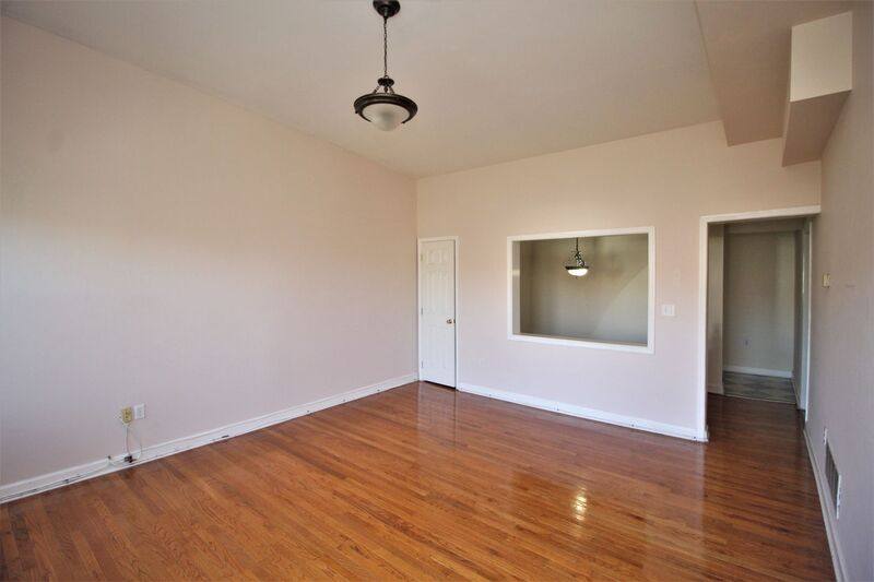 Apartment for rent at 2501 Maryland Ave #6, Baltimore, MD 21218