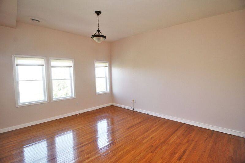 Apartment for rent at 2501 Maryland Ave #6, Baltimore, MD 21218