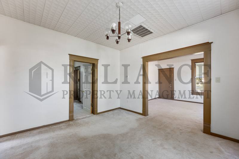 House for rent at 308 N Reno St, Haven, KS 67543