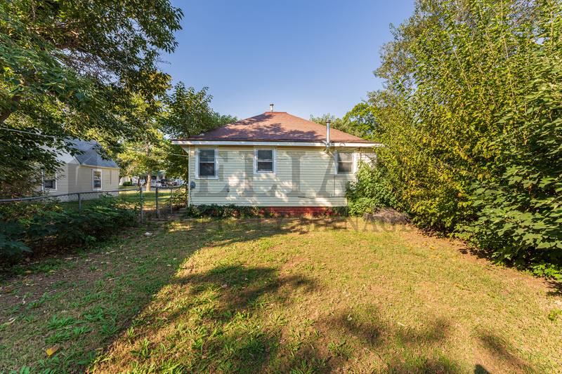 House for rent at 308 N Reno St, Haven, KS 67543