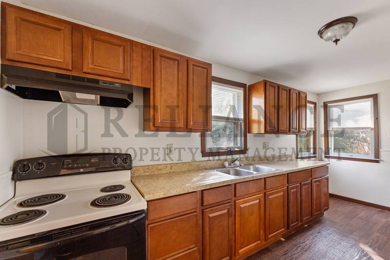 House for rent at 308 N Reno St, Haven, KS 67543
