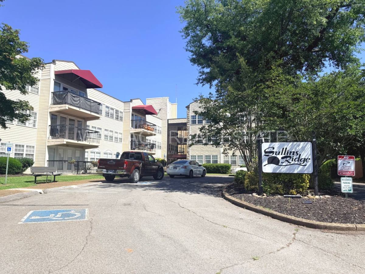 Condo for rent at 2749 Sullins St, Knoxville, TN 37919