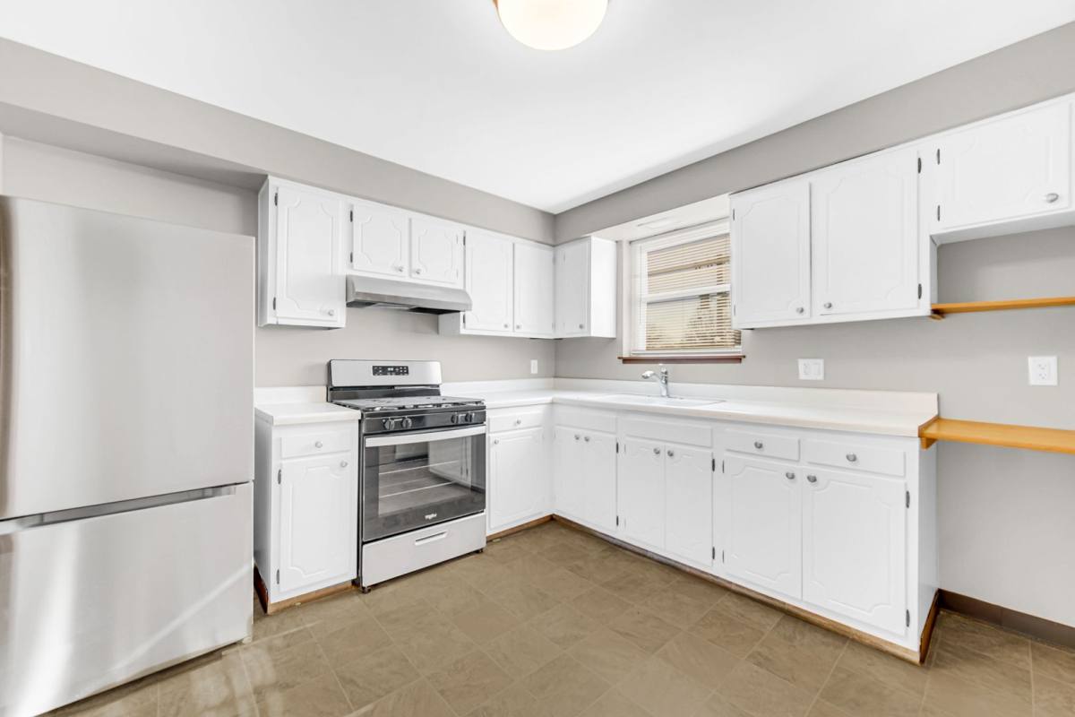Apartment for rent at 1317 Calumet Ave, Whiting, IN 46394